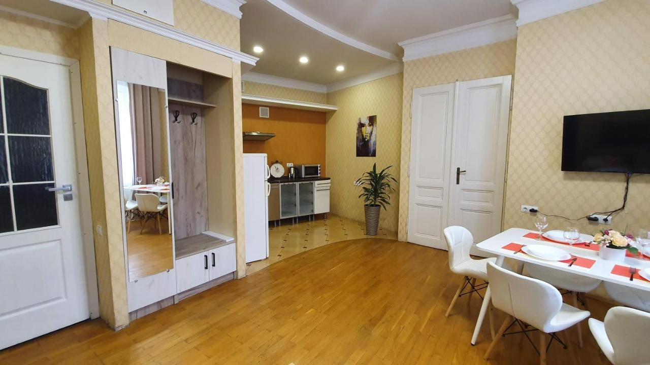 Demar Apart Herzena Lviv Exterior photo